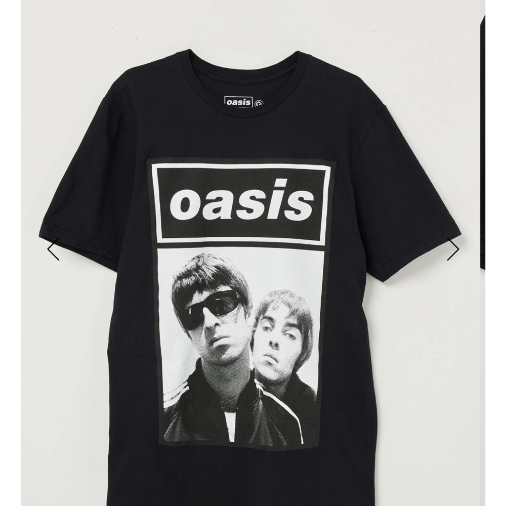 Brand new with tags - Oasis Monochrome Graphic Short Sleeve Tee